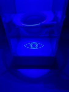Llum blava filtrada amb lent Zeiss Blueguard